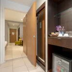 URBAN ROOM