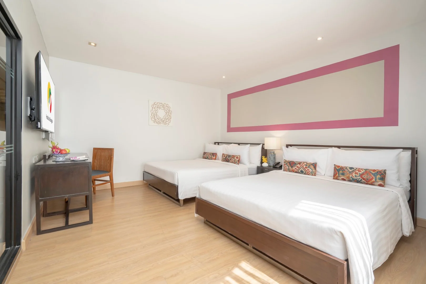DELUXE FAMILY QUAD ROOM