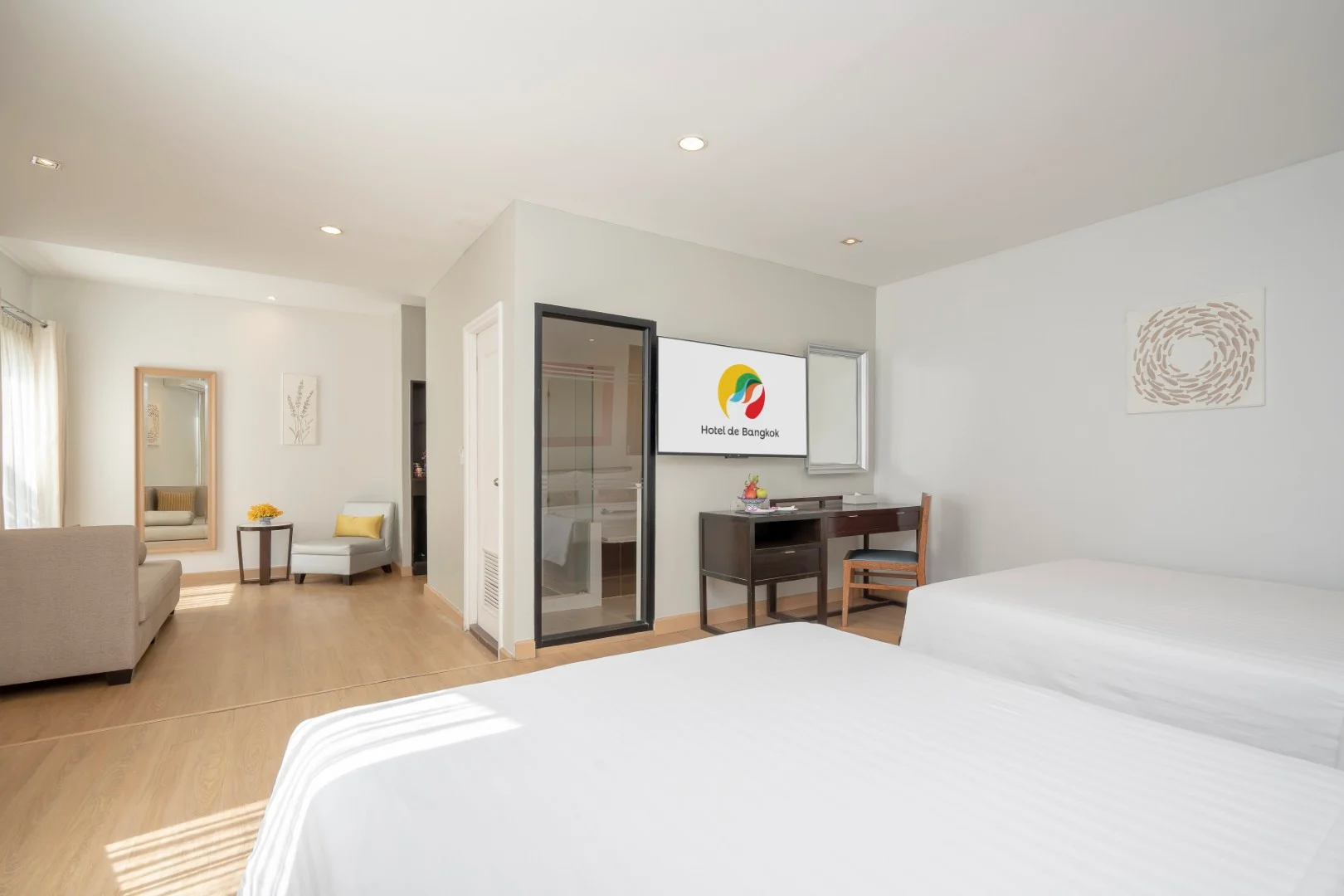 DELUXE FAMILY QUAD ROOM