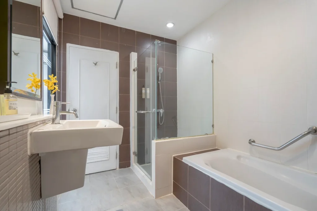DELUXE FAMILY QUAD ROOM