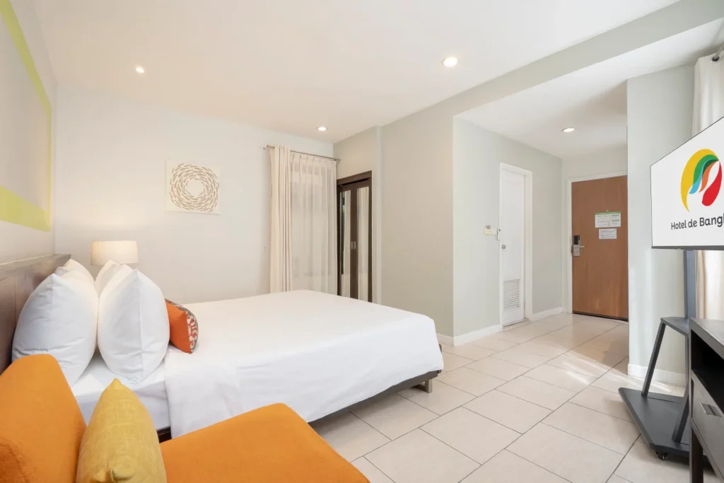 URBAN PLUS ROOM