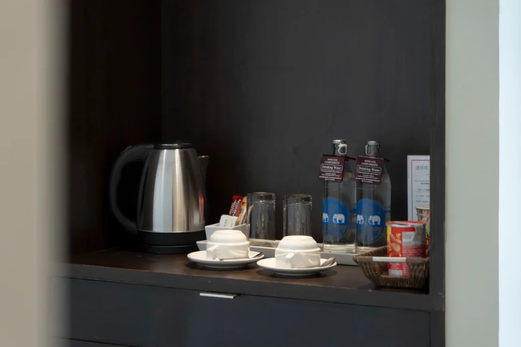 URBAN PLUS ROOM